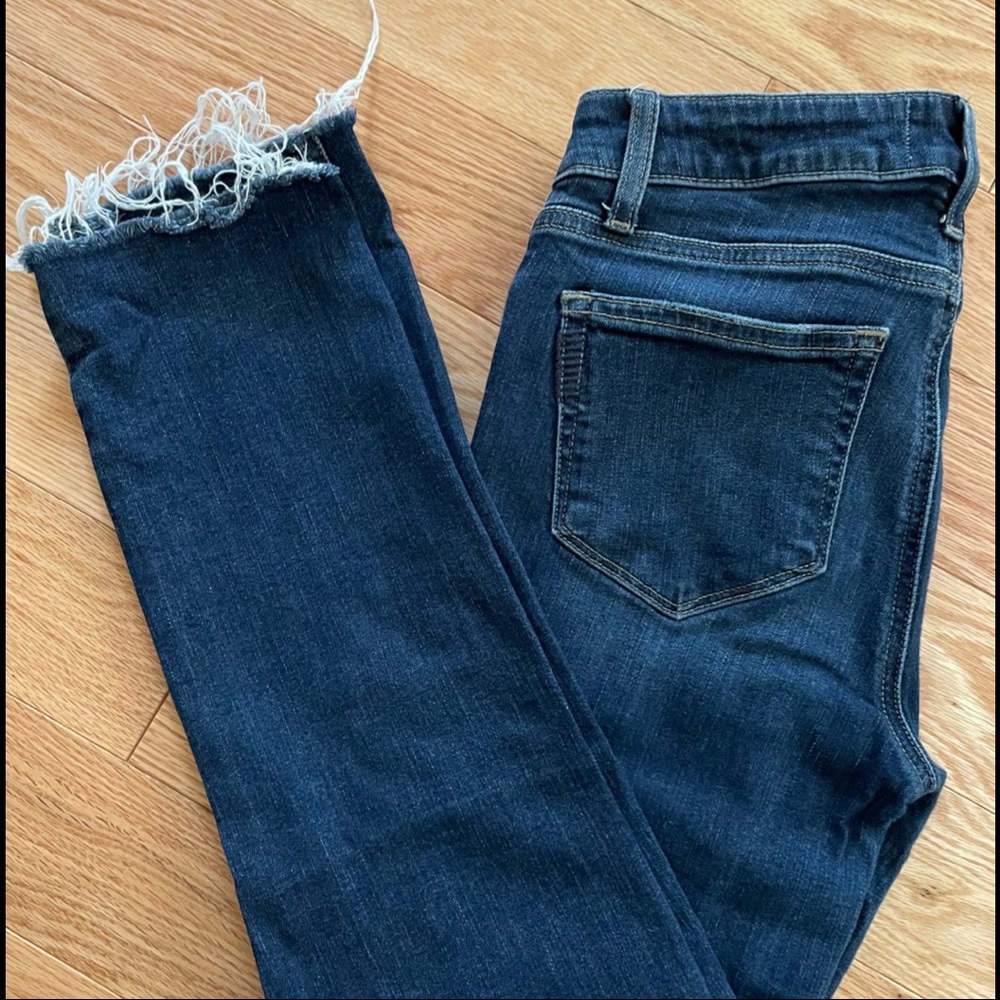 Paige Skyline Skinny Crop